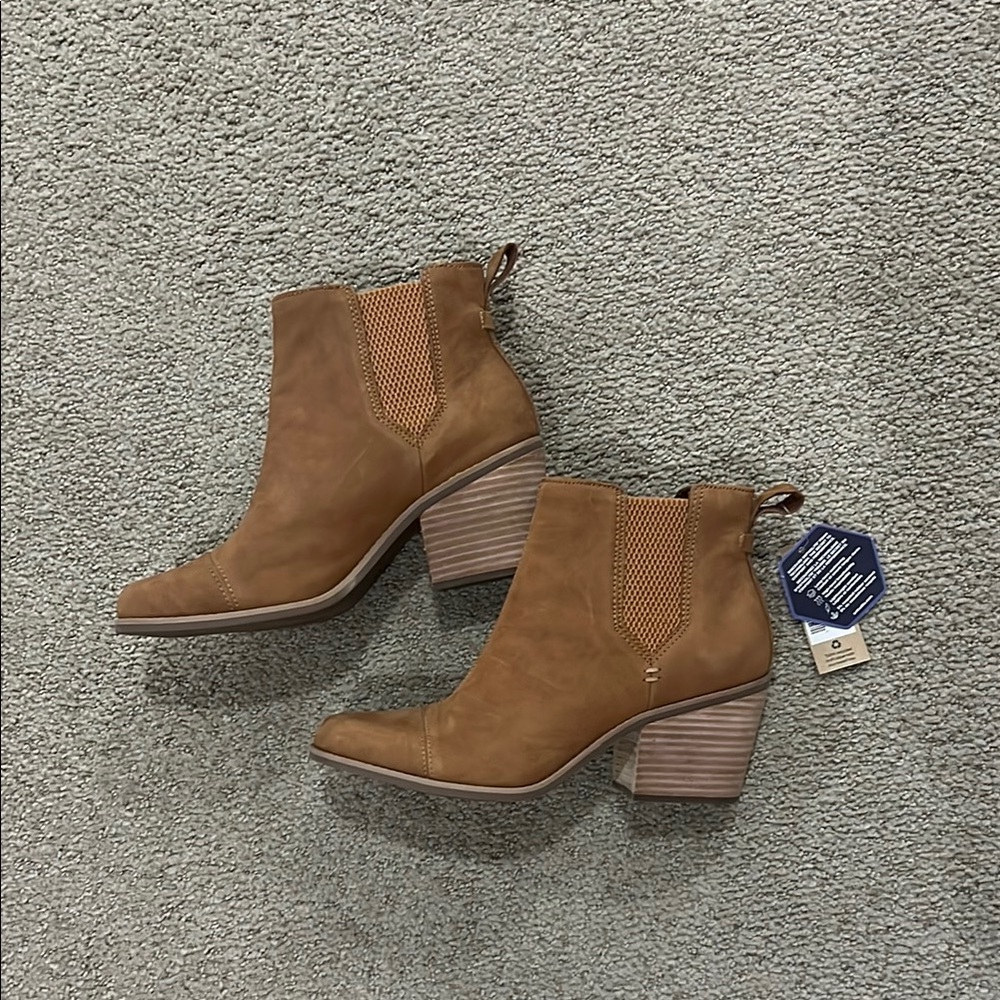 Tom’s women’s Everly boots
